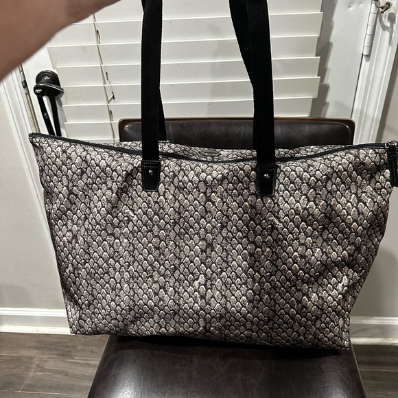 Vintage, no longer produced so hard to find EXTRA LARGE Coach weekender bag! - Picture 7 of 14